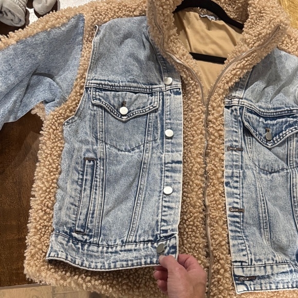 Denim and Sherpa Jacket - Picture 4 of 5